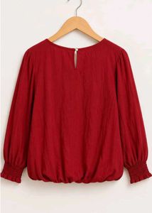 Chic Red Blouse with Balloon Sleeves