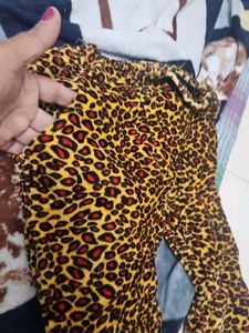 Girls' Red Top &amp; Leopard Print Pants Set