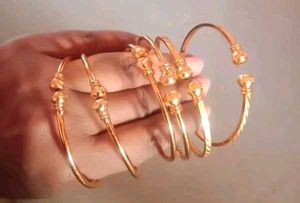 Pack Of 3 Gold Plated Partywear Women Bangles