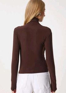 Brown High Neck Ruched Top 🤎✨