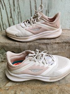 Redtape Women White Sports Shoes