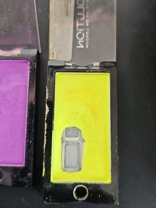 Makeup REVOLUTION London single eyeshadows