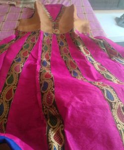Elegant Pink and Gold Embroidered Kurti