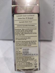 Forest Essentials Indian Rose &amp; Marigold Day Cream