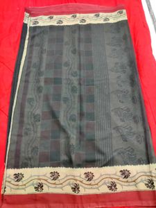 Elegant Black 🖤 Saree with Unique Design