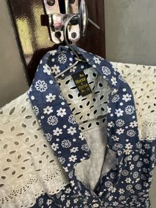 Chic Blue Floral Top with Lace