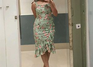 Floral Dress 🌷