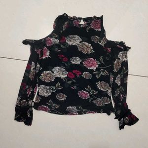 Floral Cold Shoulder Top🌸