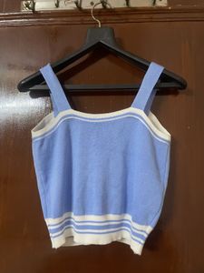 Cute Blue Knit Crop Top