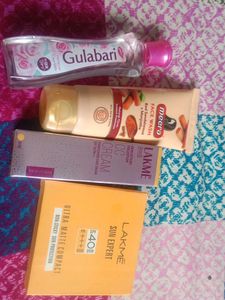Lakme & More Beauty Bundle