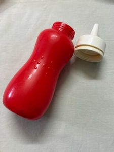 Spice Container ,Round box with squeeze Bottle