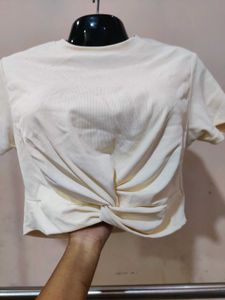 Chic Twisted Crop Top