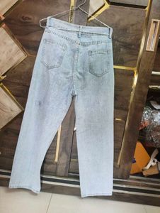 Light Wash Embroidered Mom Jeans