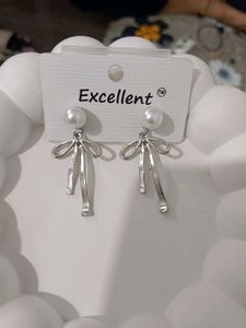 Elegant Pearl Bow Drop Earrings
