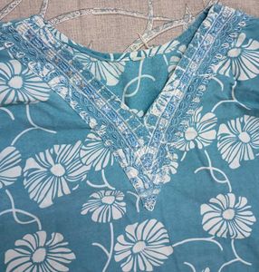 Blue Floral Print Kurta Seta