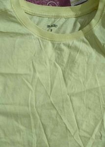 Comfortable Pastel Yellow T-Shirt
