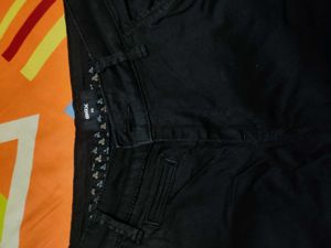 Classic Black Skinny Jeans