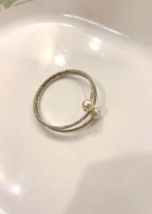 New Elegant Pearl and Rhinestone Bracelet