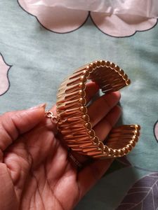 Chunky Gold Tone Bracelet