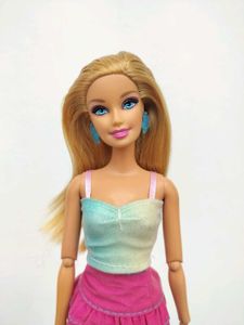 Barbie Doll with Ombre Top & Pink Skirt