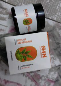 N4N Green Tea Body Scrub