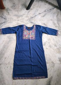 Elegant Blue Embroidered Kurta