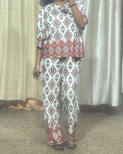 Stylish Printed Kurta Set