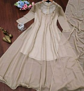 "Stunning Silver Georgette Gown with Dupatta Set - Perfect for Parties and Weddings ✨"