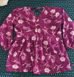 Flowy Floral Print V-Neck Top