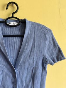 Zara blue ribbed knit button up cardigan crop top