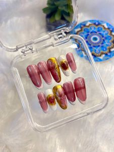 Press-On Nail Set - Unique Design