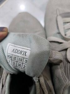 Sports Shoes for girls