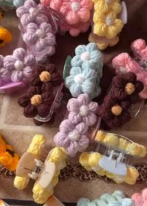 Cute Flower Hair Claw Clips (2)