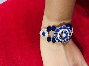 Blue Stone Bracelet new with tag