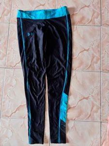 Under Armour Black & Blue Leggings