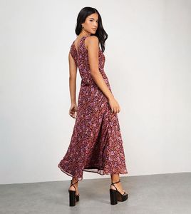 Ditsy Floral Chiffon Scoop Neck Midi Dress