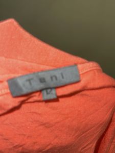 Coral V-Neck Sleeveless Top