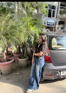 wide leg jeans 30-32