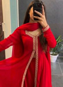 🥳Trending Georgette Suit Full Set