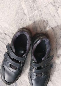 Black  School Shoes no damage UK9