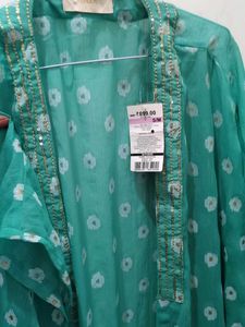 Green Ethnic shrug