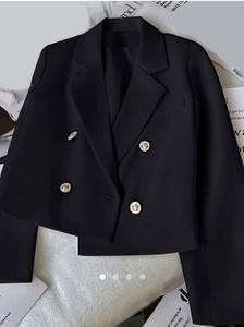 Chic Double-Breasted Cropped Blazer