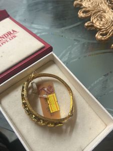 Exquisite Gold Plated Kundan Bangle