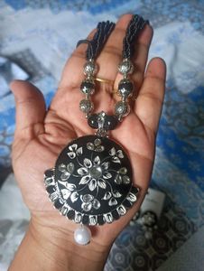 Necklace &amp; Earring Set