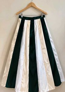 Elegant Striped Ethnic Skirt/it's a brand new