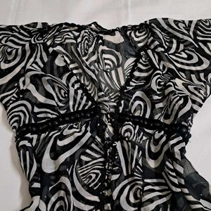 Y2k Vintage Sheer Black &amp; White Shrug Top