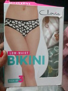 Cute Giraffe Print Briefs