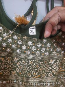 Unique Green &amp; Gold Kurta Dress