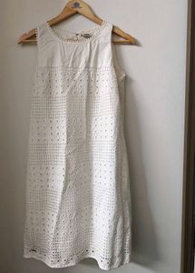 Chic White Eyelet Sleeveless Dress