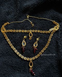 Exquisite Red Stone &amp; Crystal Necklace Set